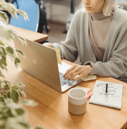 Fyvexlabfin support team illustration